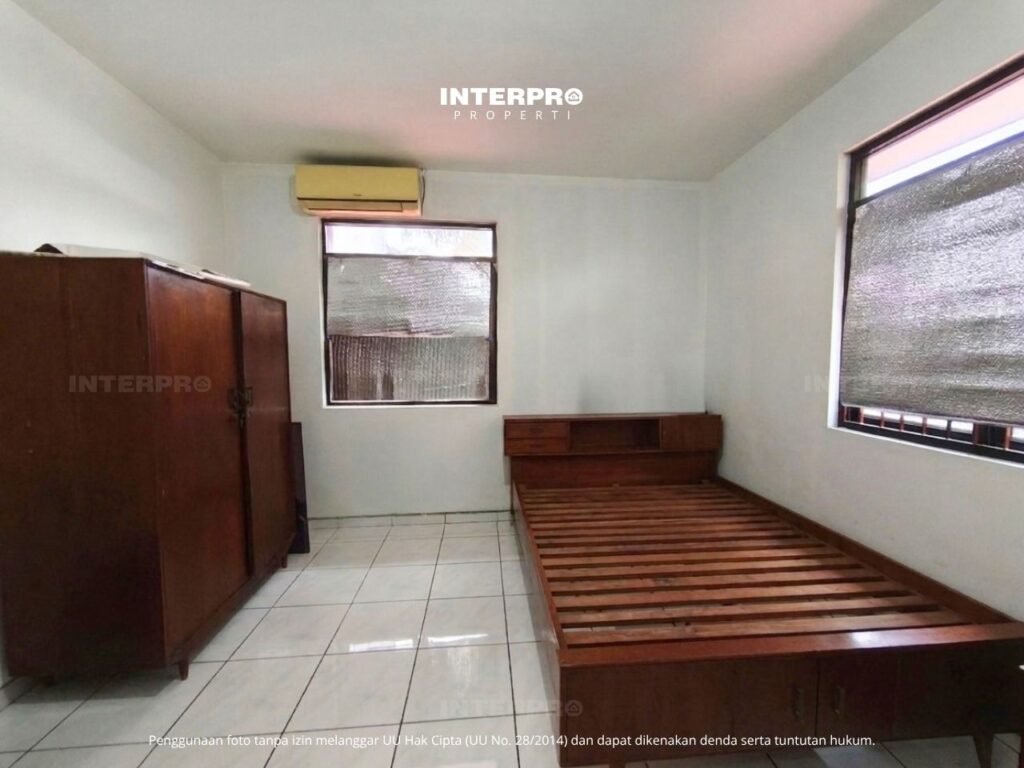 Rumah Hook Taman Ratu Luas Tanah 315m2