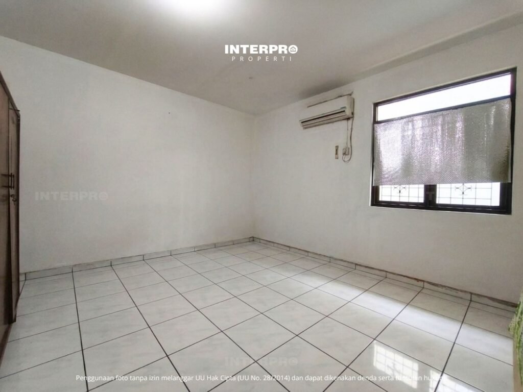 Rumah Hook Taman Ratu Luas Tanah 315m2